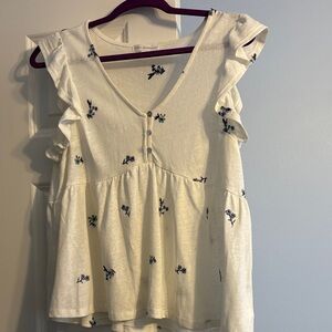 Elegant White Floral Blouse with Ruffle Sleeves